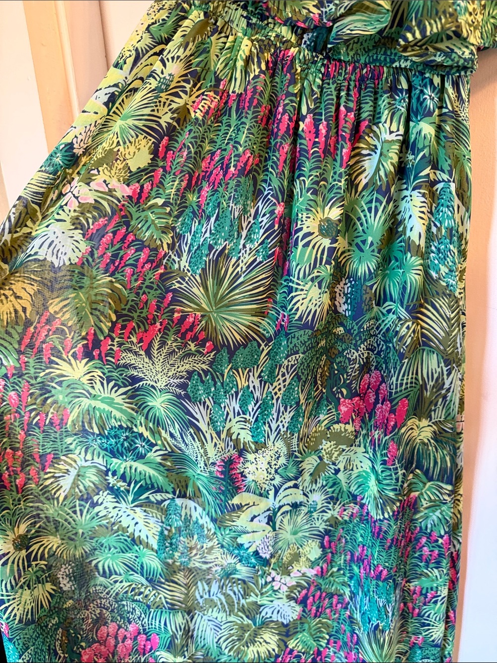Show Me Your Mumu Hacienda Maxi Dress in Rainforest Cafe Print XS - Picture 5 of 5